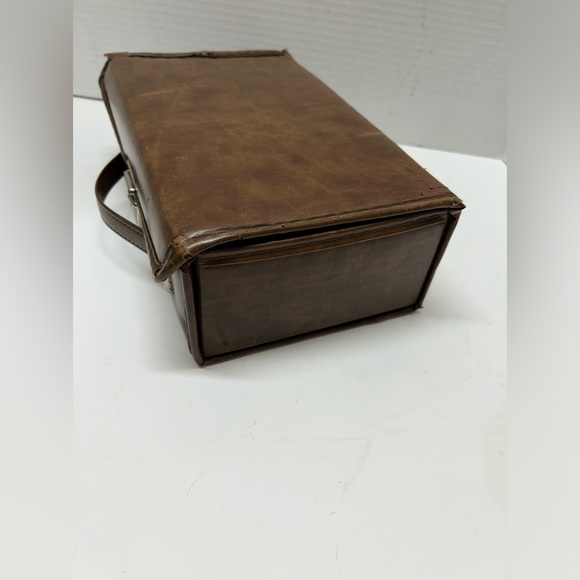 Cassette Tape Holder Storage Carry Suitcase With Handle  Holds 12 Tapes Vintage - Picture 6 of 8